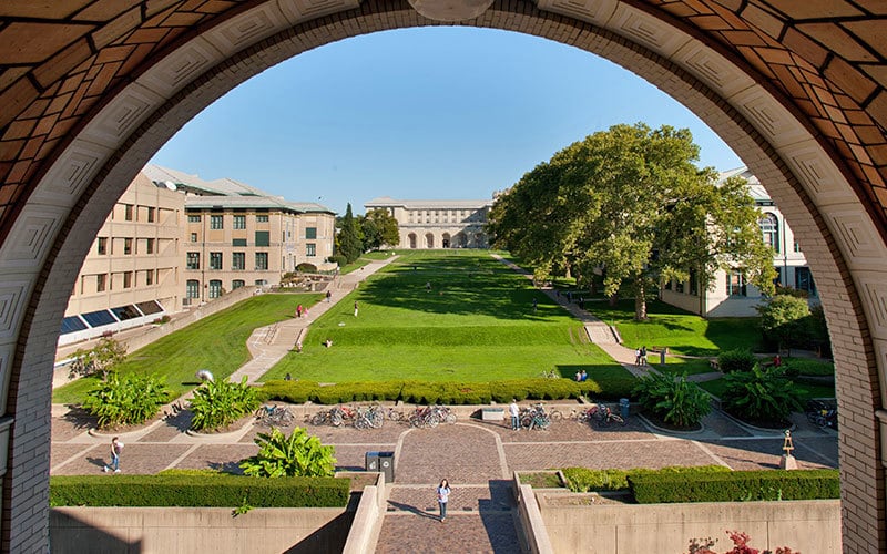 دانشگاه Carnegie Mellon سال هاست که به عنوان یکی از دانشگاه های علوم پیشرو در آمریکا شناخته می شود 